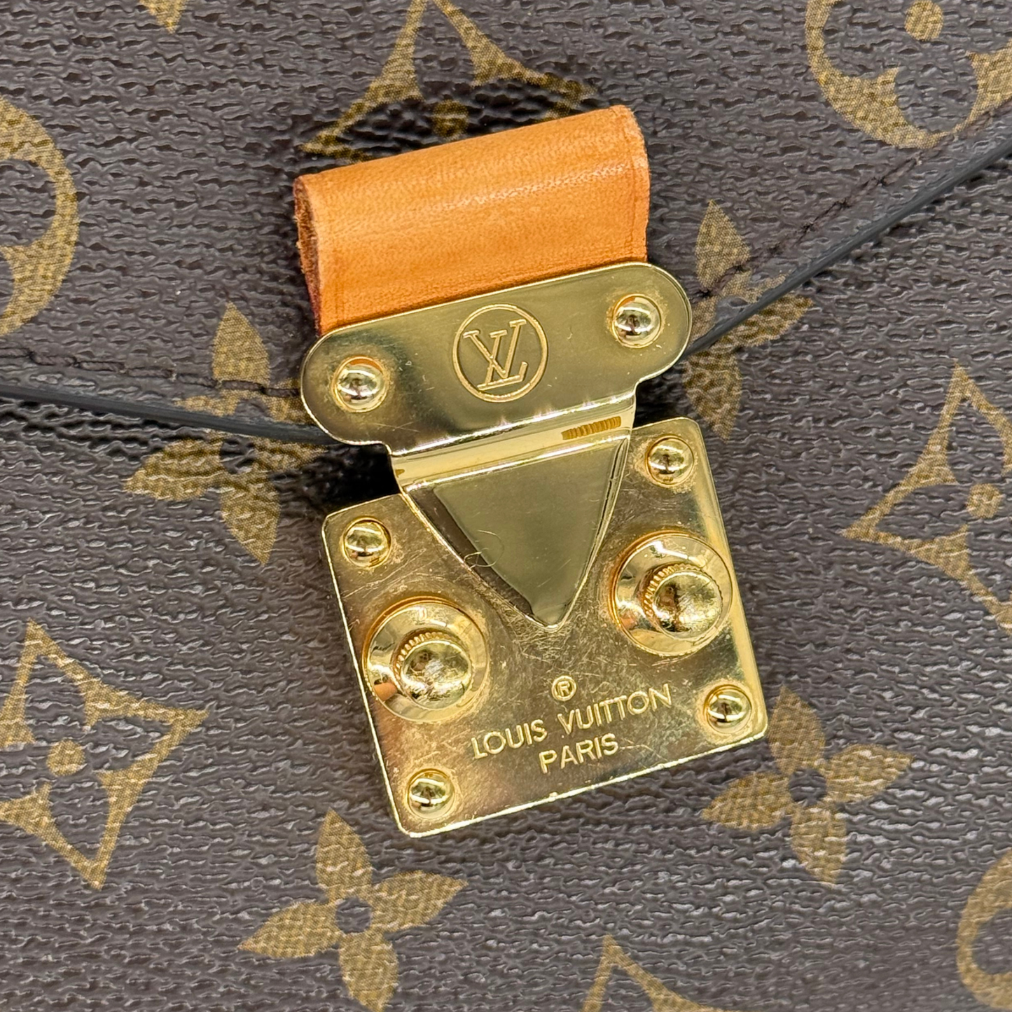 Louis Vuitton Pochette Métis Monogram