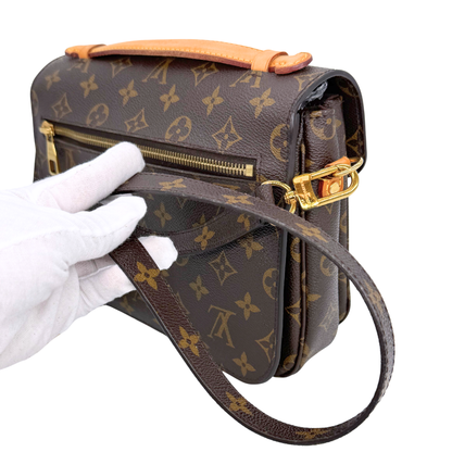 Louis Vuitton Pochette Métis Monogram